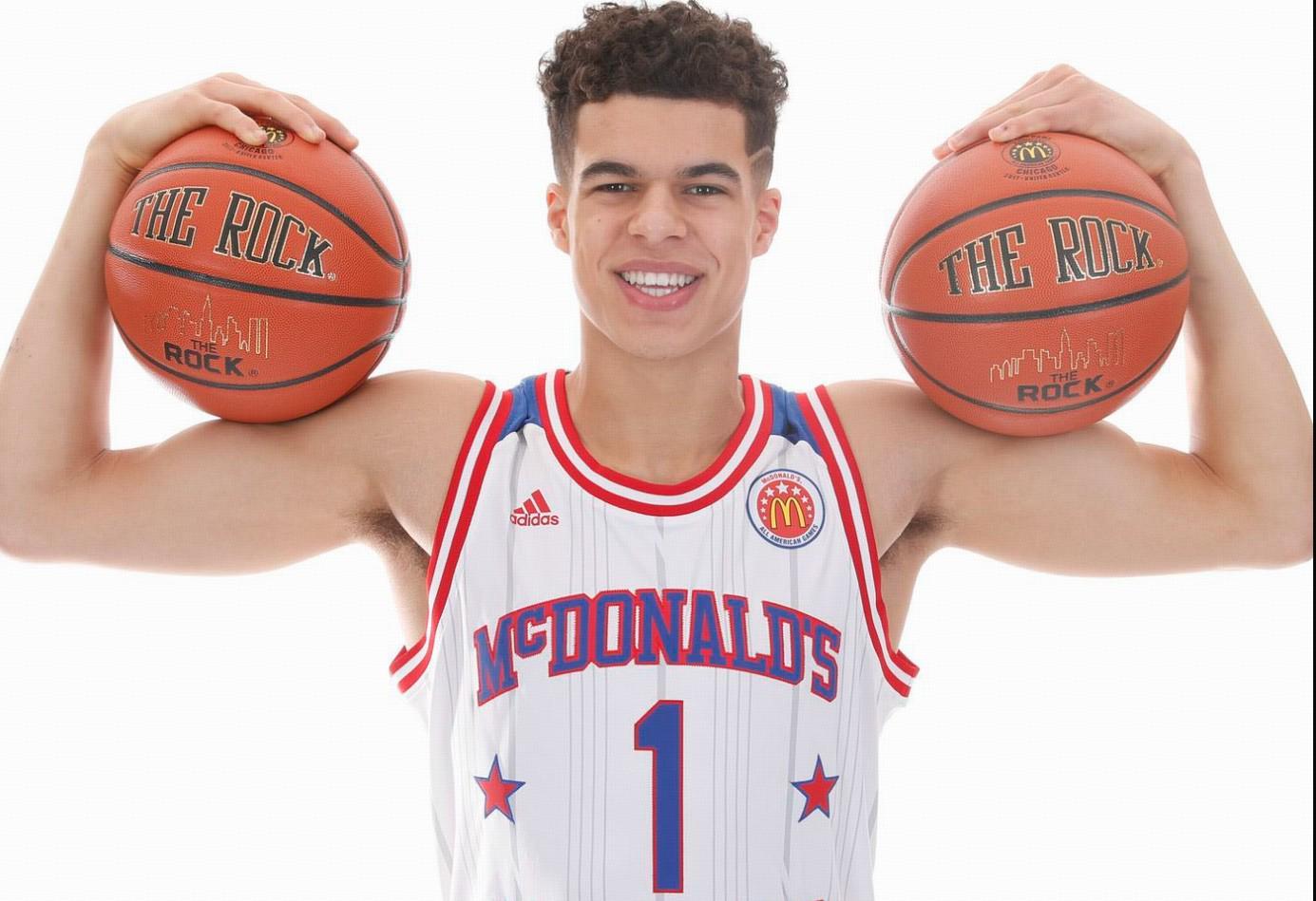 星空体育中国官网-小波特：身边美女太多想禁欲；高中时不敢做爱所以大学才摆脱处男身份