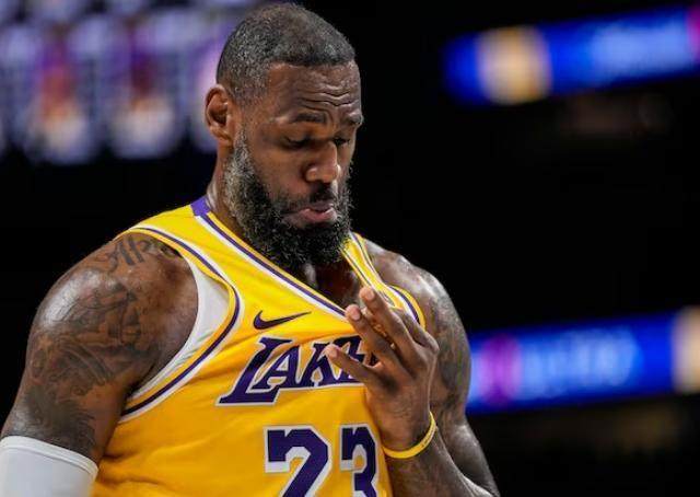 星空体育入口-珍妮·巴斯：詹姆斯的工资应该是现在的两倍