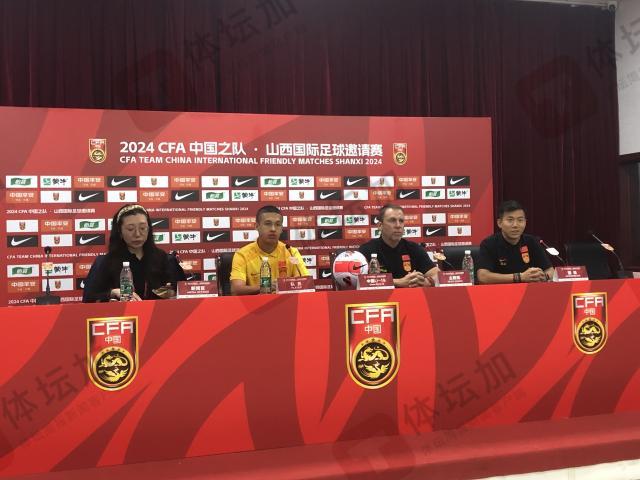 星空体育入口-久尔杰维奇：集训目的是考察新球员 尝试新东西