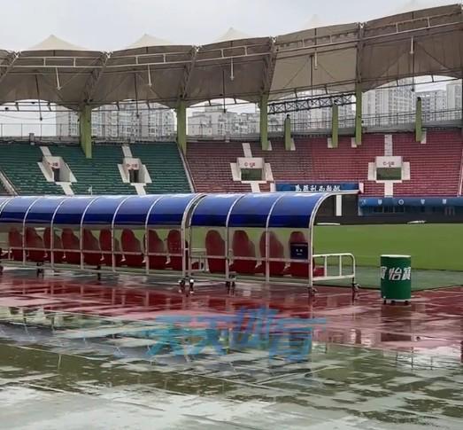 星空体育娱乐平台-天天体育：河南队对阵北京国安赛前训练取消，发布会照常进行