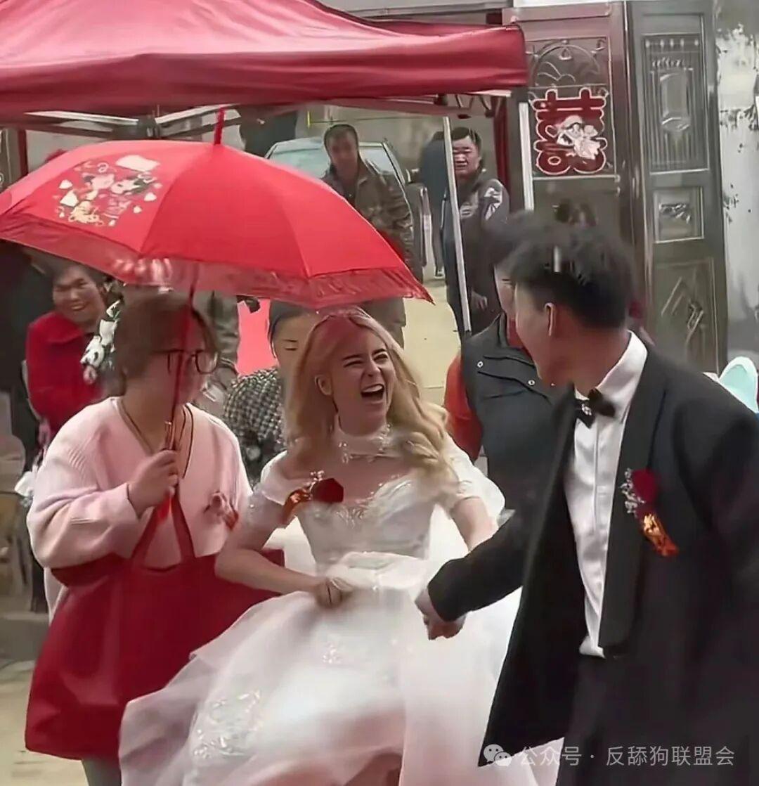 星空体育中国官网-摩洛哥姑娘嫁江苏农村小伙，婚礼全程开心大笑，摄影师感慨：拍了七年婚礼没见过这样的